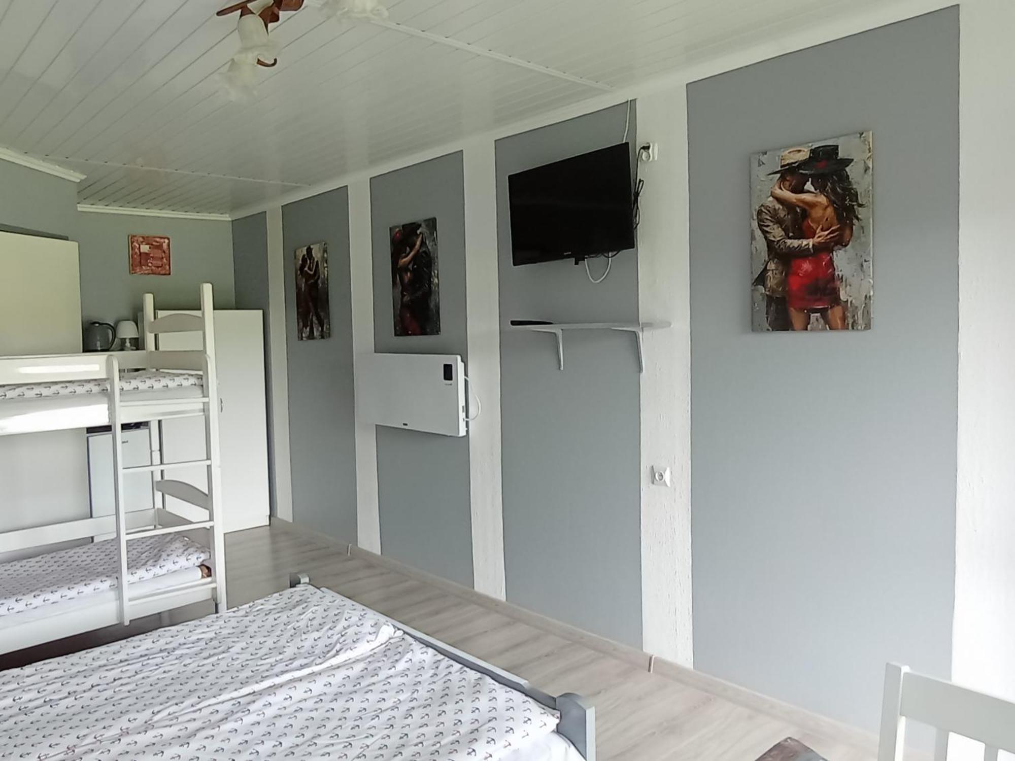 Anrema - Pokoje 21M2 Swarzewo Extérieur photo